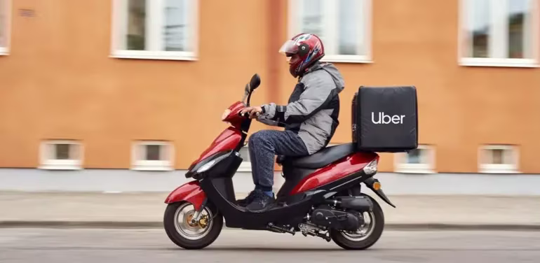 Uber grocery executive named to lead delivery operations